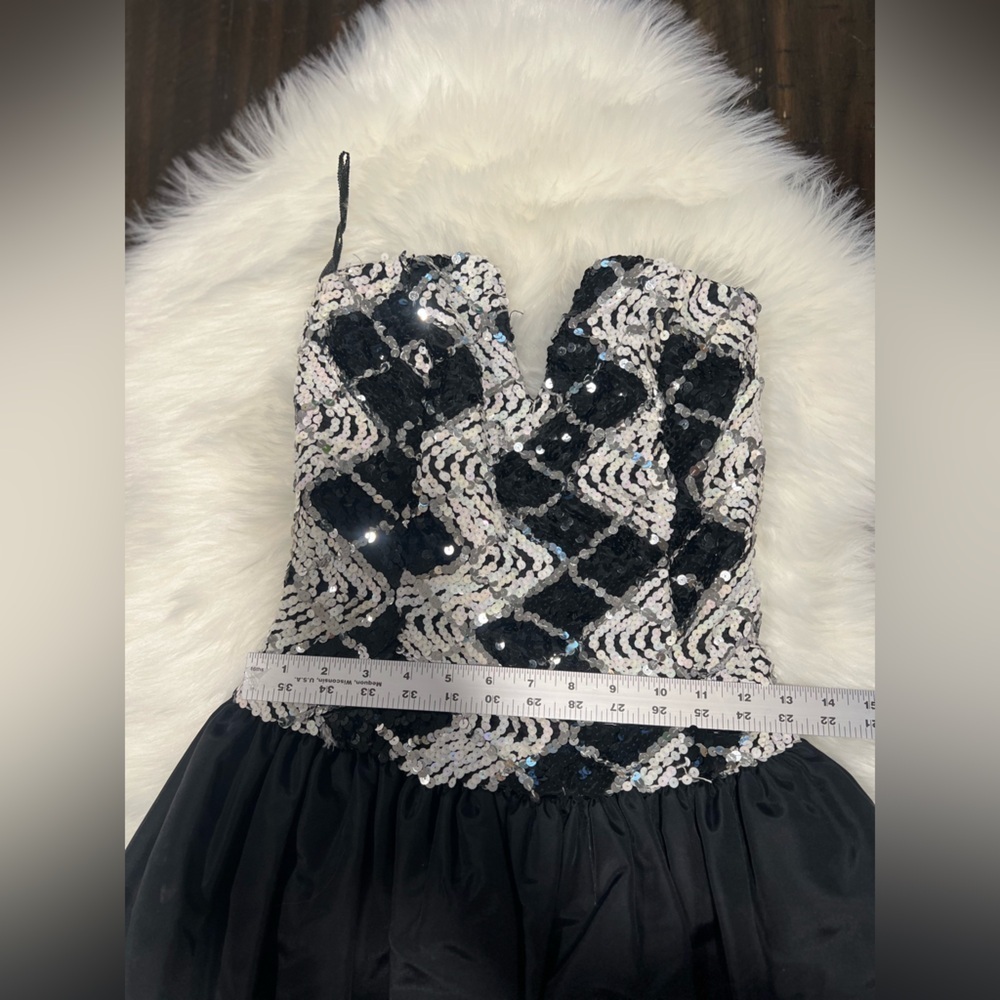 Jessica Mcclintock Gunne Sax Sequin strapless mini dress size 9/10 - Picture 5 of 8